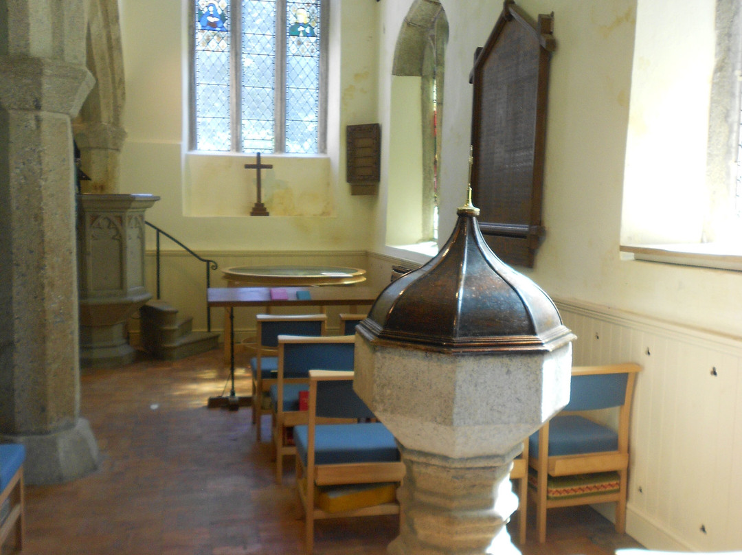 Gidleigh Holy Trinity Church景点图片
