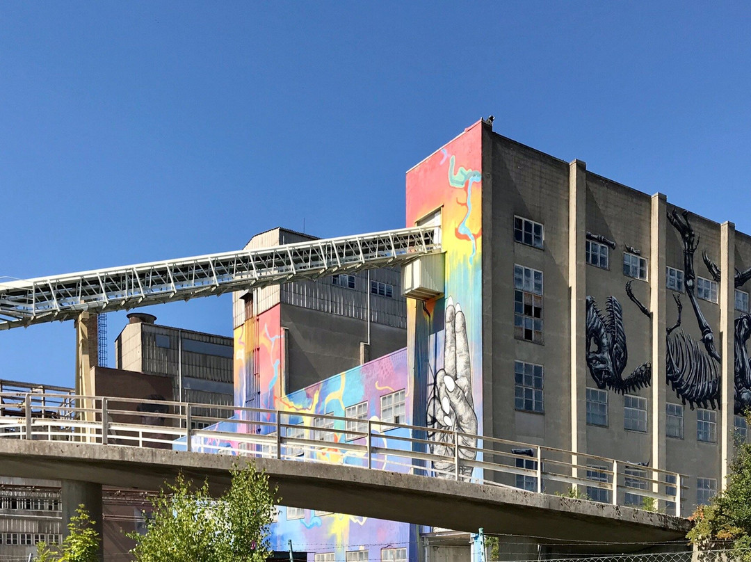 Ifö Center-Bromolla必去景点