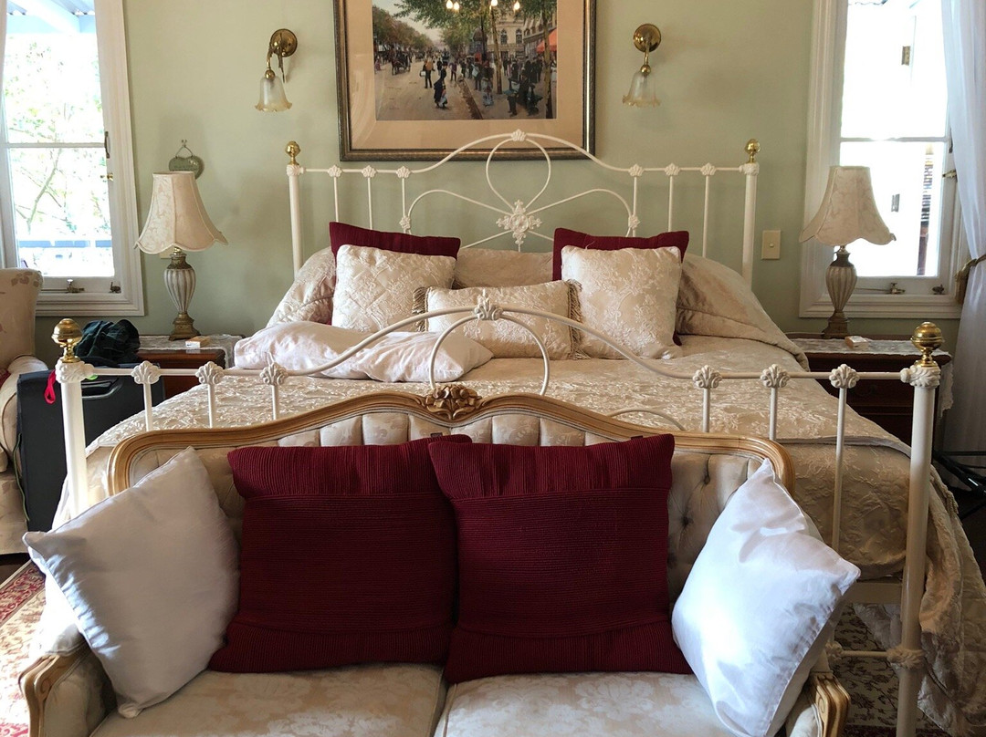 洋洋显达度假上海酒店主图