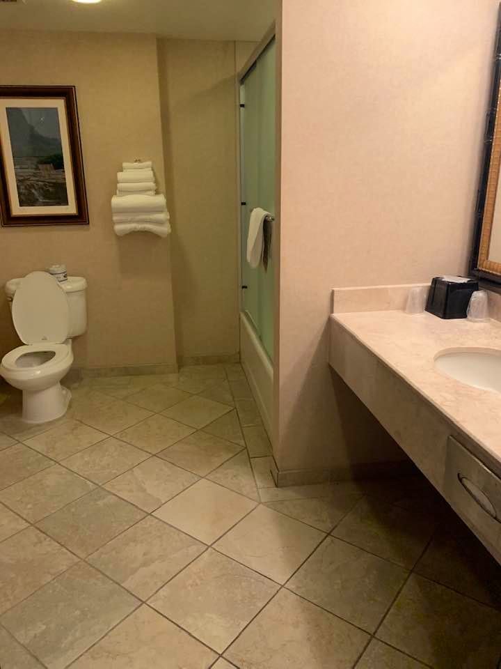 Montego Bay Casino Resort-浴室
