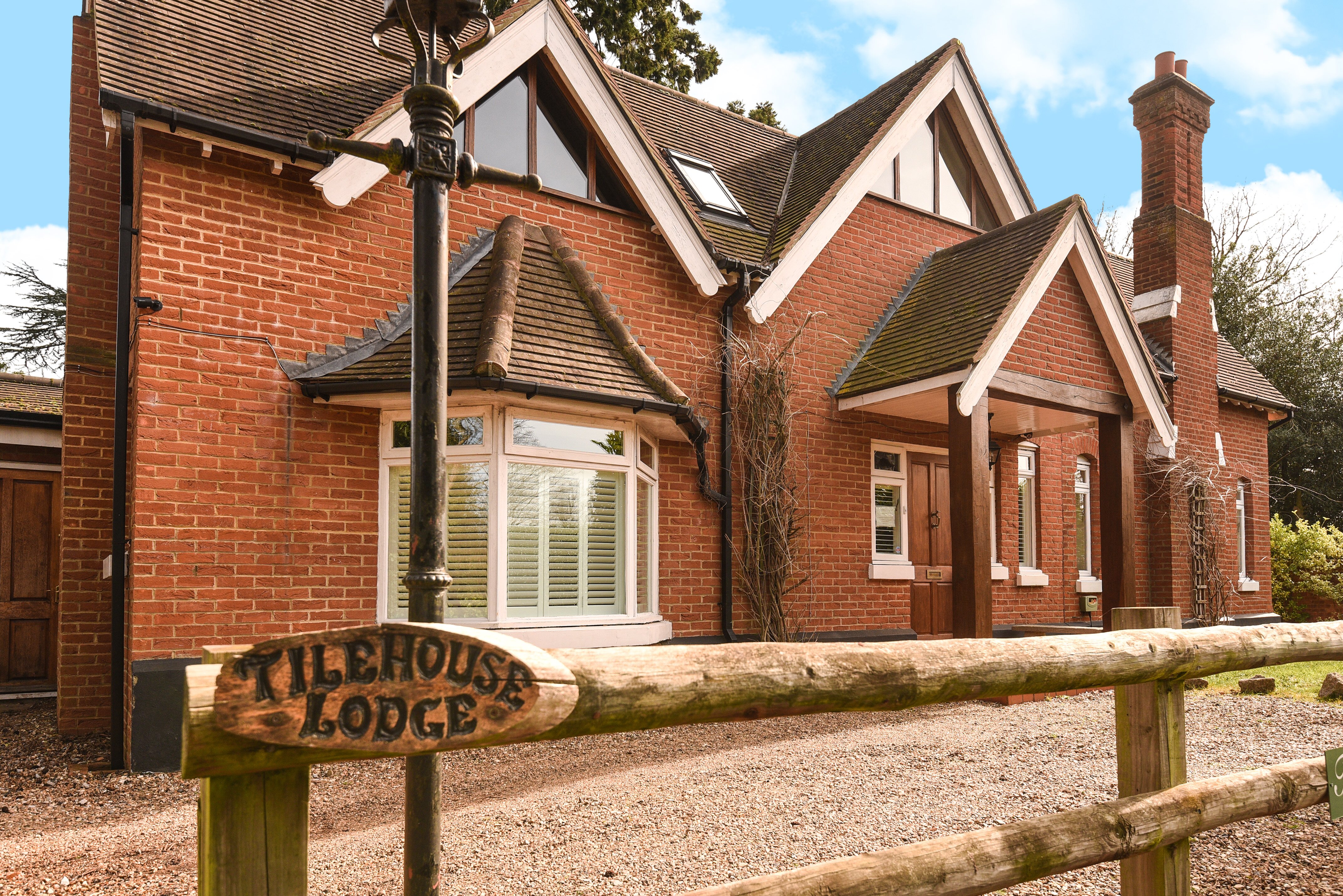 Tilehouse Lodge-官方