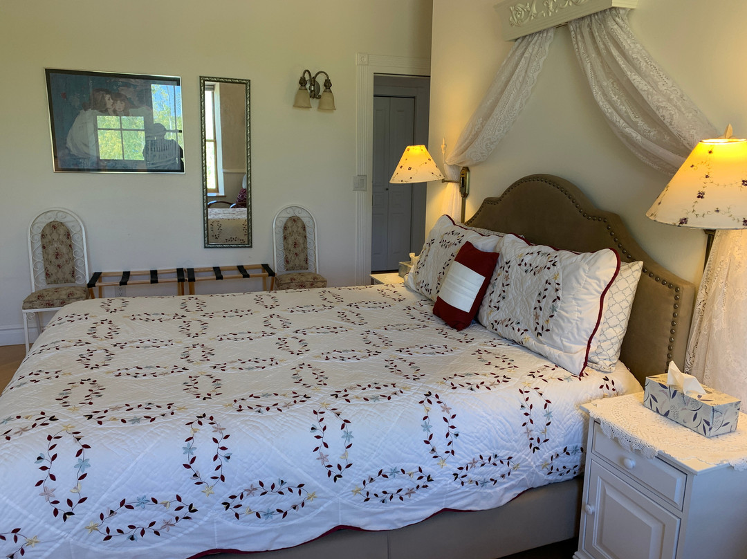 Torrey Schoolhouse Bed & Breakfast Inn主图