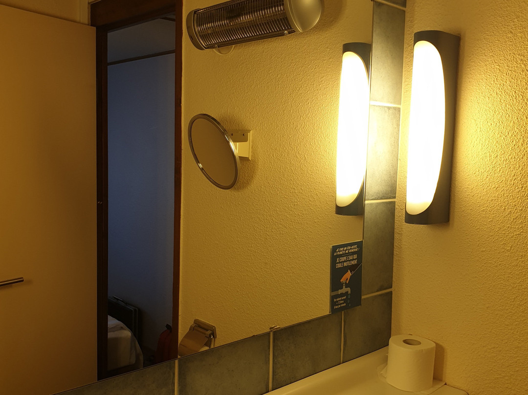 钟楼圣特酒店主图