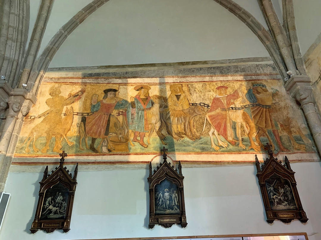 Eglise Saint-Martin-La Pommeraie-sur-Sevre必去景点