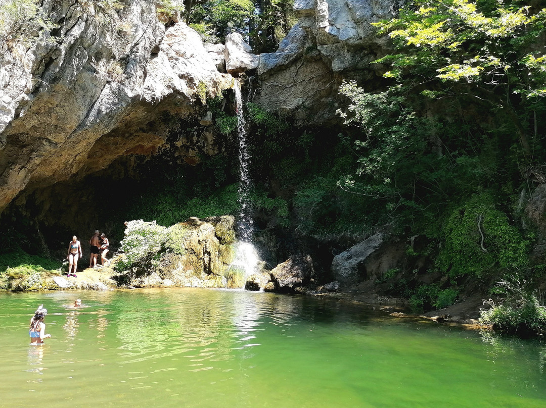 Waterfall of Drimona景点图片