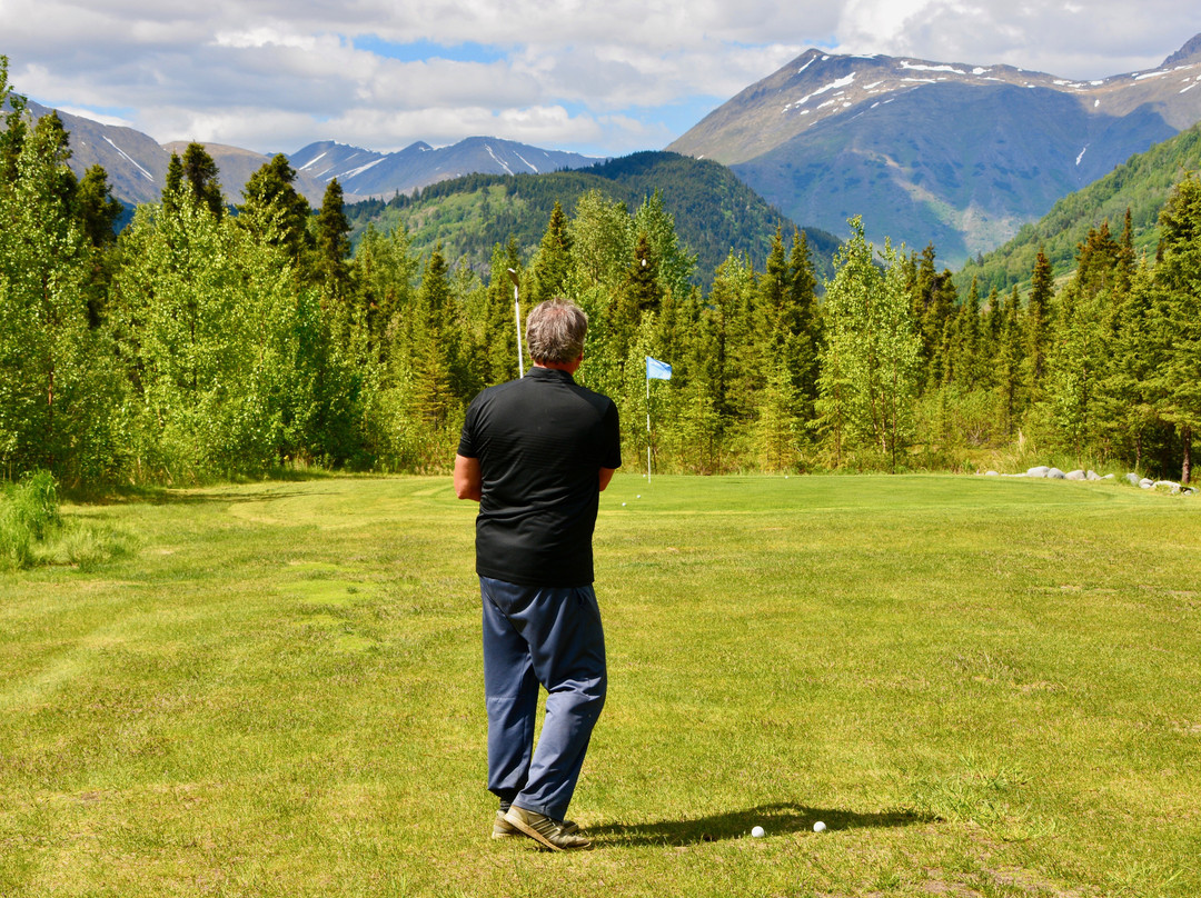 燕鸥湖旅馆主图