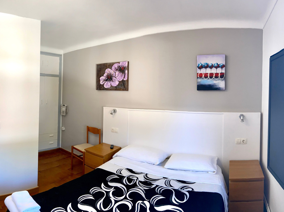 Hotel Les Roques主图