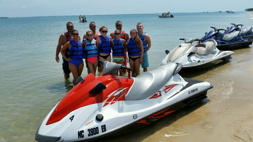 Island Water Sports景点图片