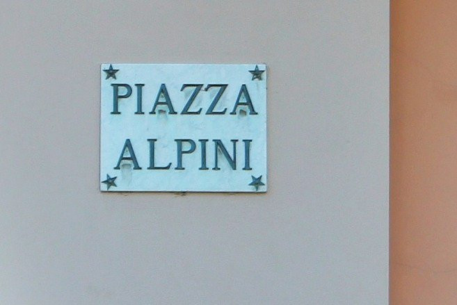 Piazza Alpini