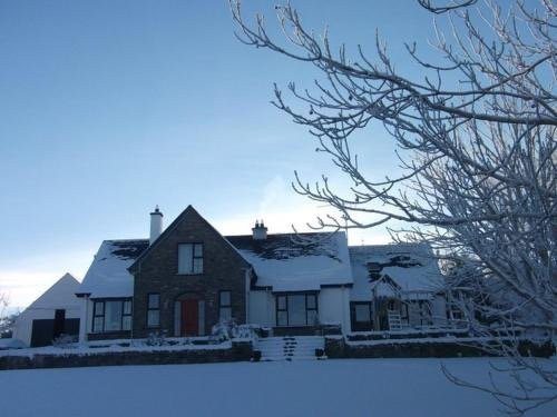 米尔城屋旅馆主图