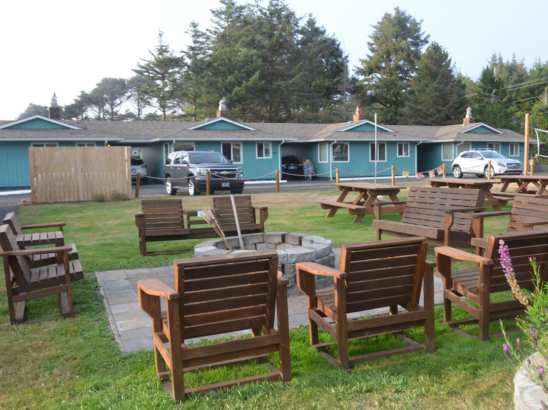 Silver Surf Motel主图