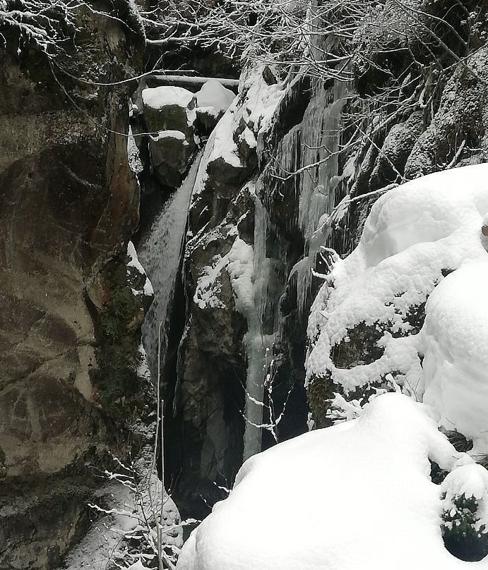 Cascade de Combe Noire-Les Contamines-Montjoie必去景点