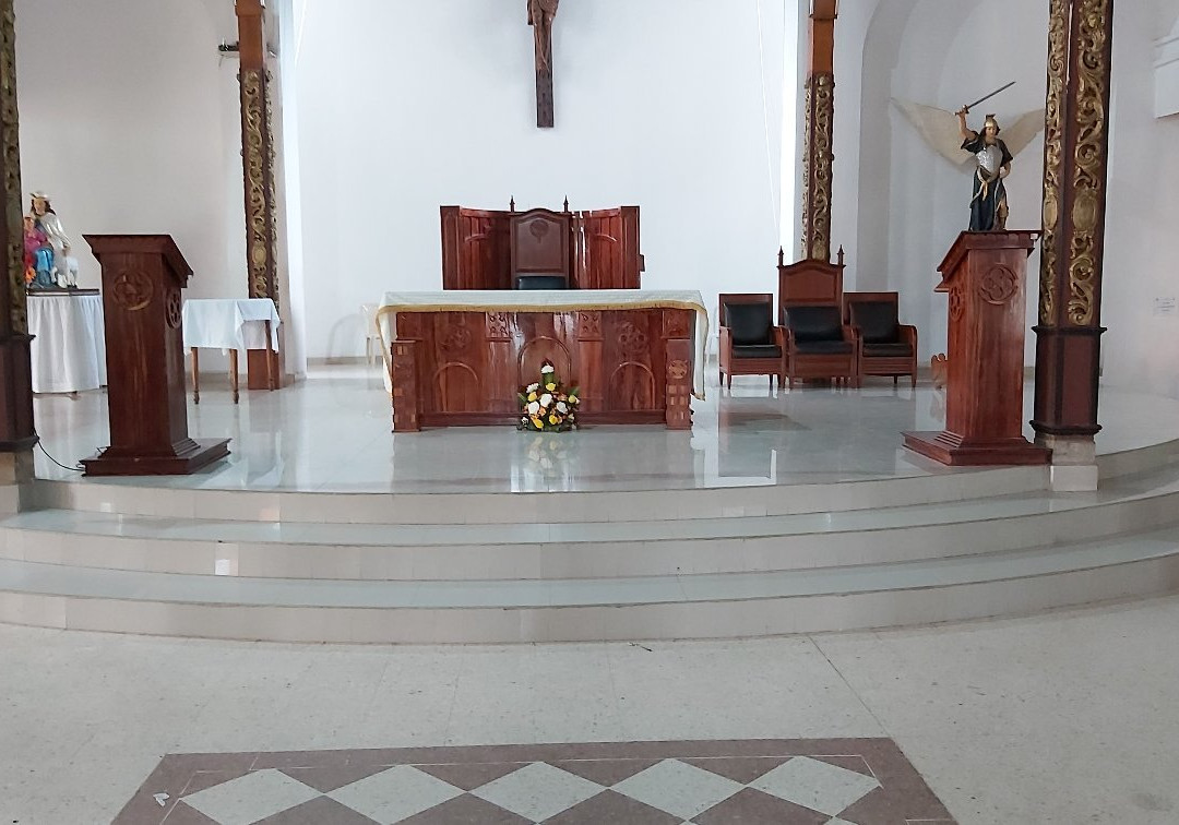 Iglesia Catedral San Miguel de Arcangel景点图片