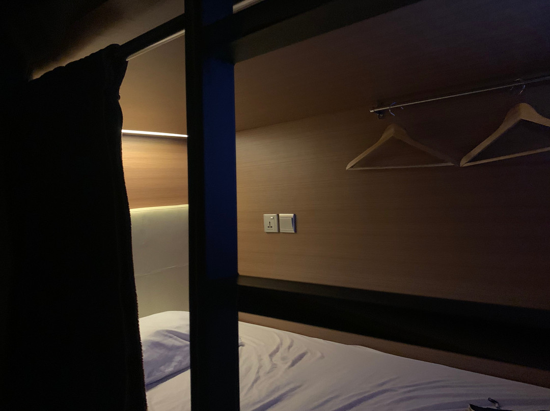 忧美睡香胶囊旅馆主图