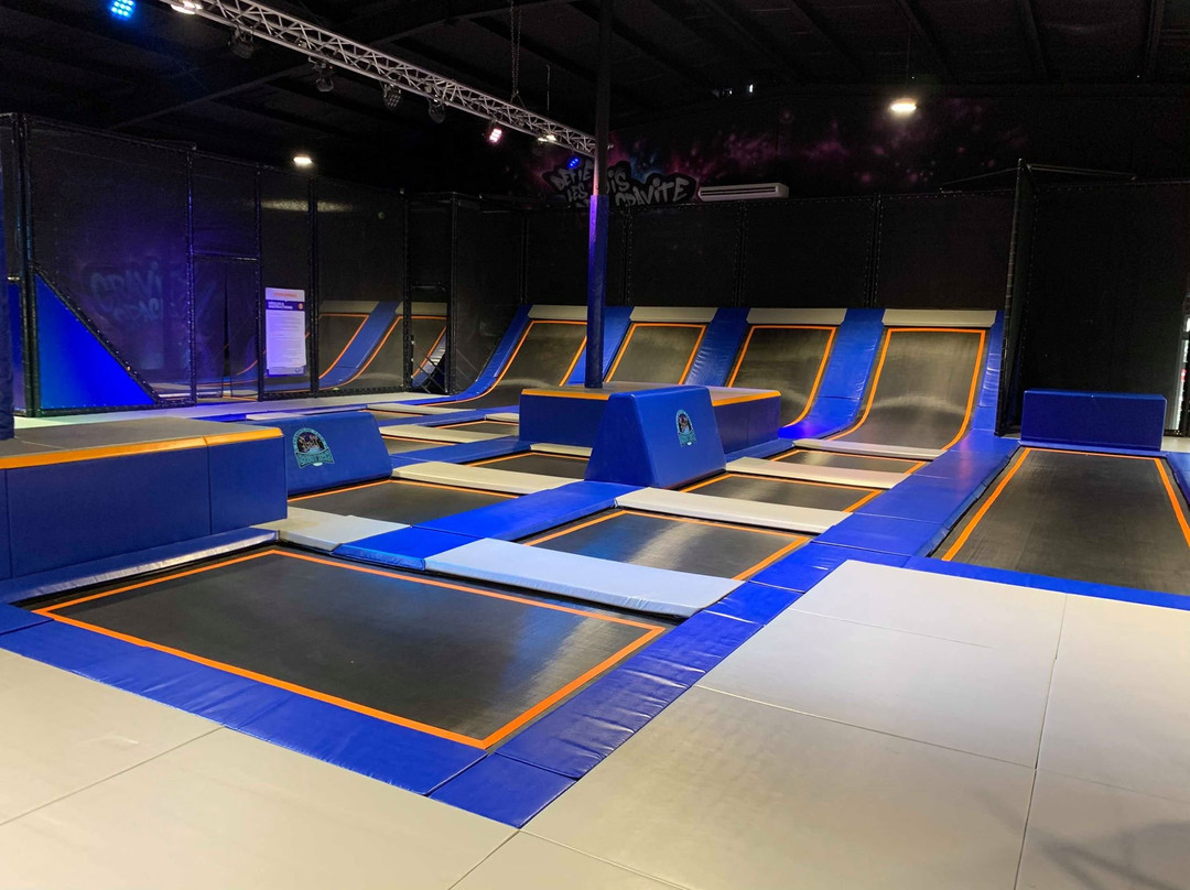 Trampoline Park Gravity Space La Garde景点图片