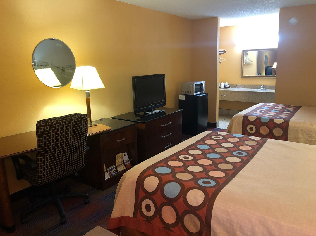 Baymont By Wyndham Richburg/chester Area主图