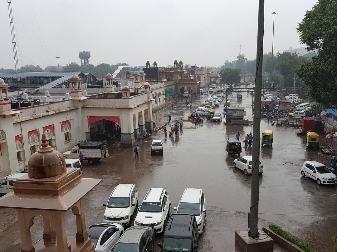 Ambience Hotel主图