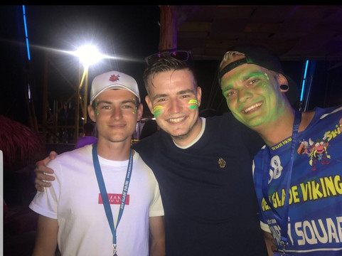 Den Glade Viking-晴滩必去景点