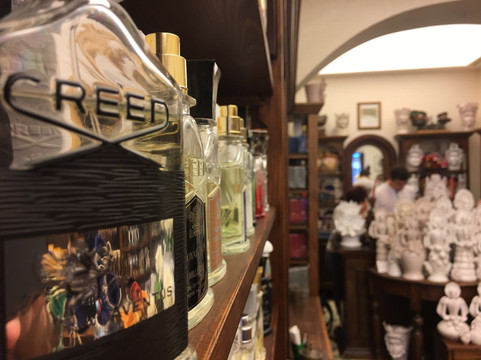 Narcisse Erbe e Profumi-陶尔米纳必去景点