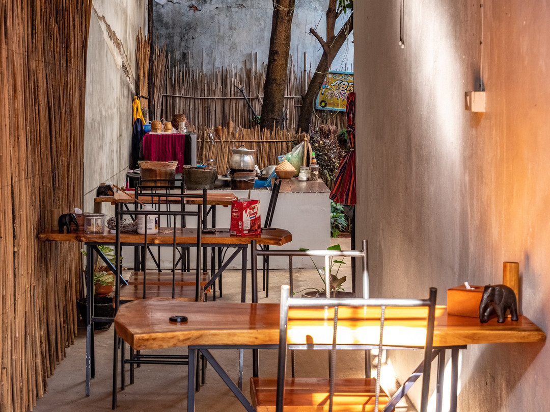 Pha Toke Khao Champasak