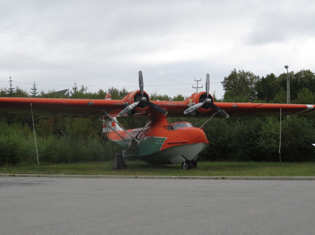 North Atlantic Aviation Museum景点图片