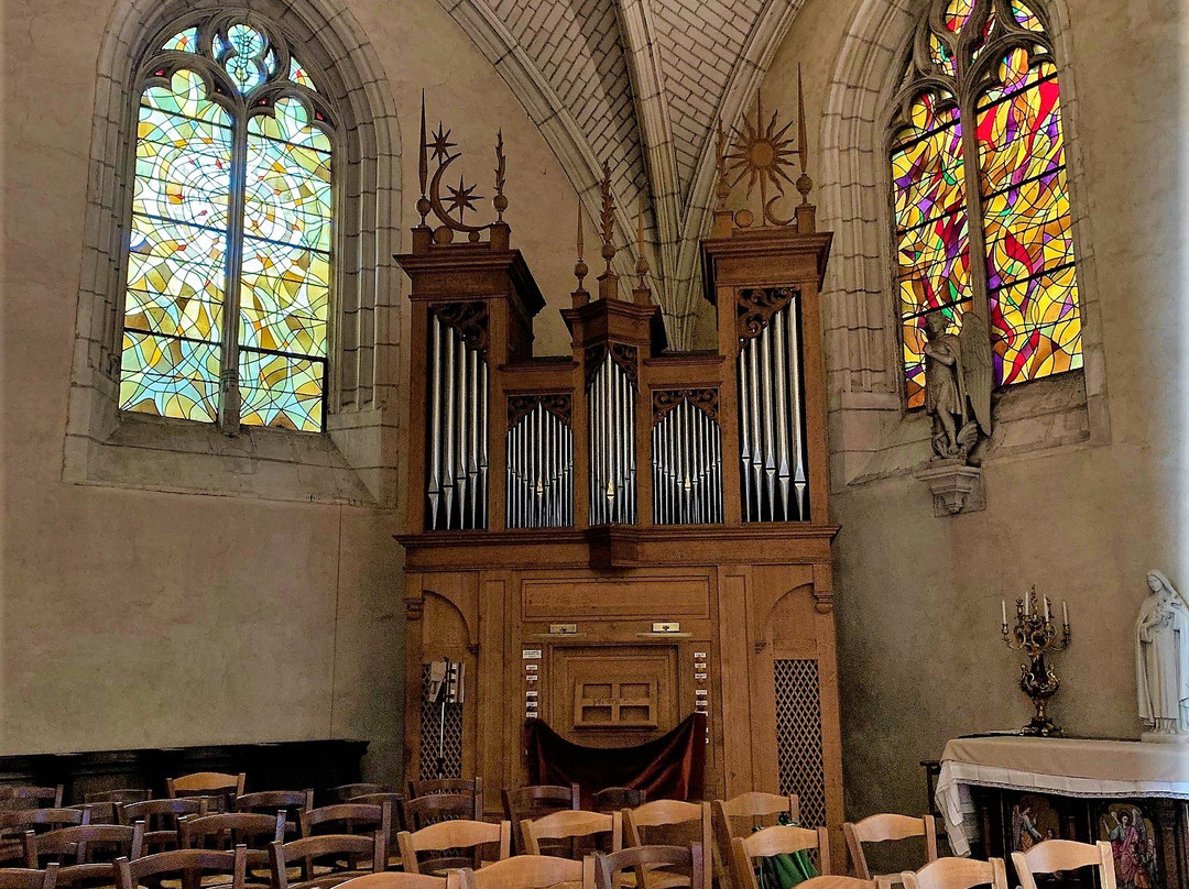 Église Saint-Cyr景点图片