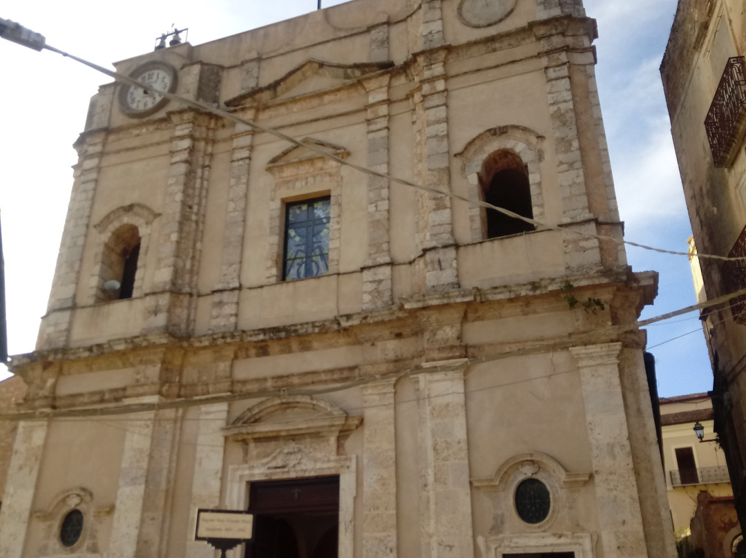 Chiesa di Santa Lucia Vergine e Martire-Castrocielo必去景点
