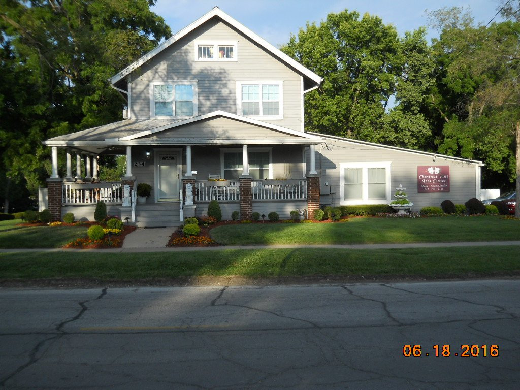 Chestnut Fine Arts Center-奥拉西必去景点