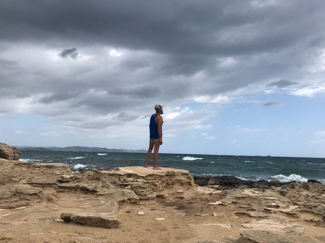 Platja Des Cavallet-伊维萨城区必去景点