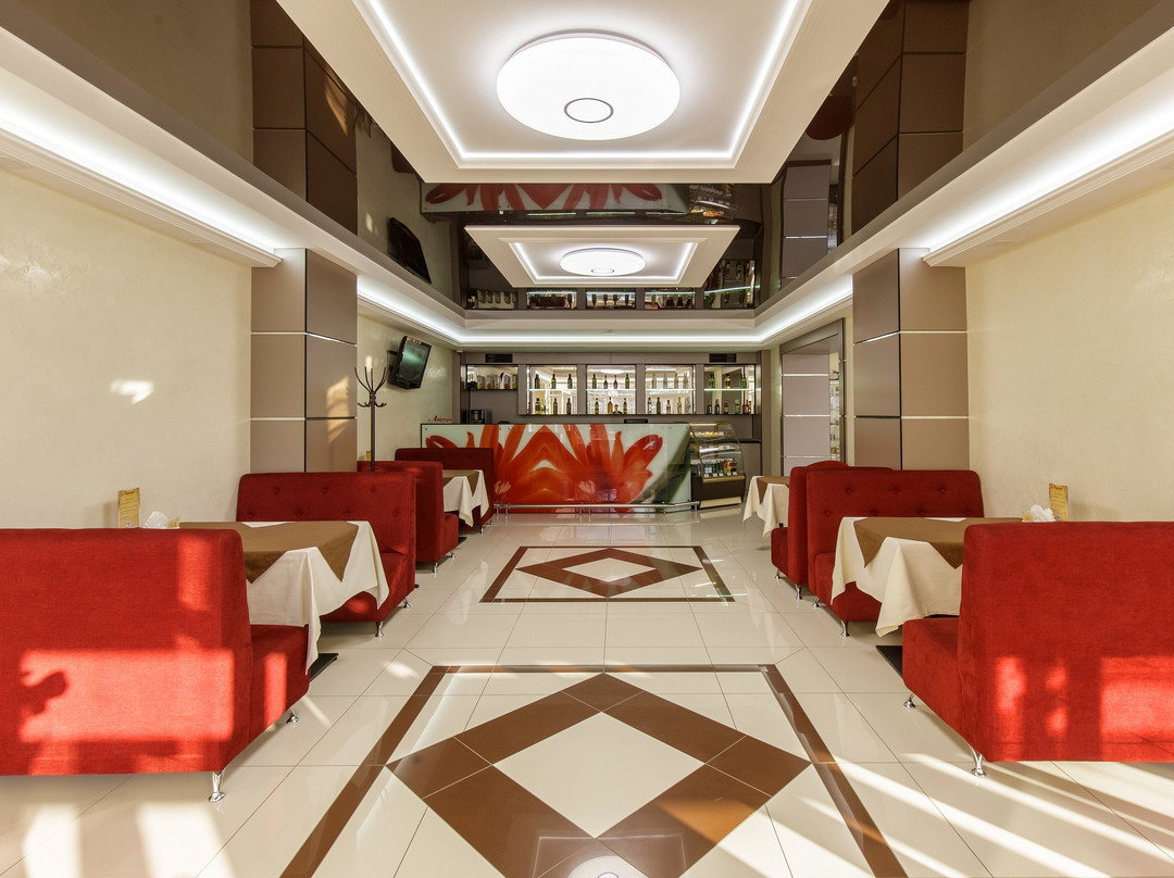 Avrora Hotel主图