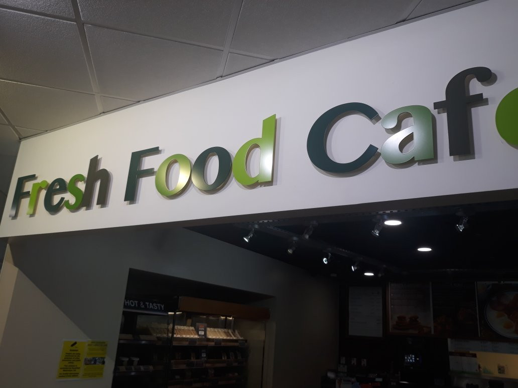 Watford Gap Motorway Services Area-Watford必去景点