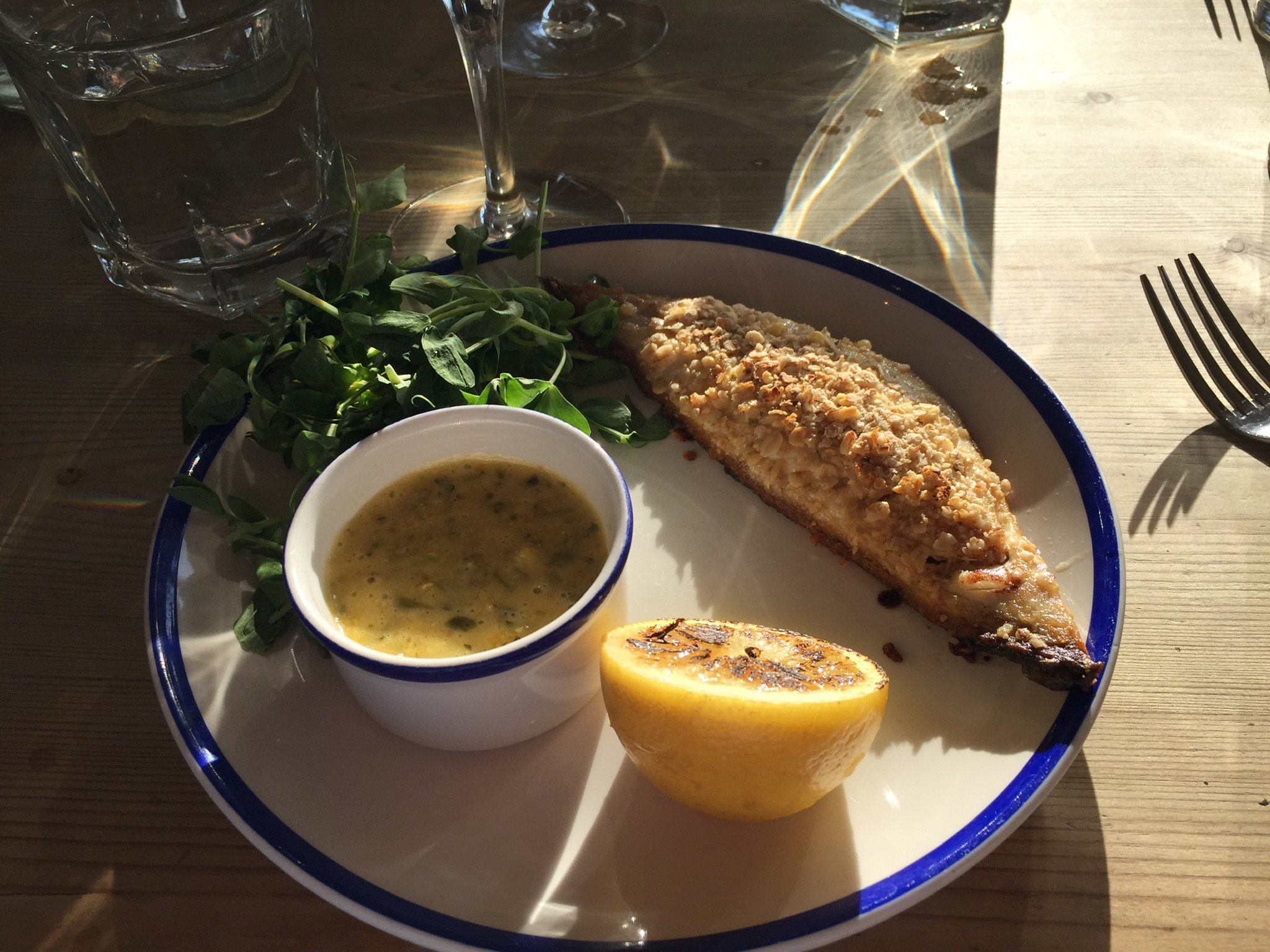 Farmhouse at Mackworth-餐饮