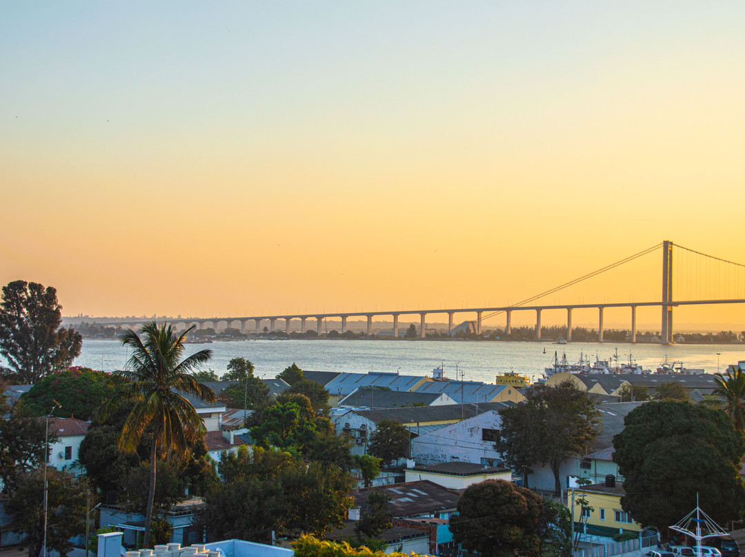阿夫林普雷斯提格酒店主图