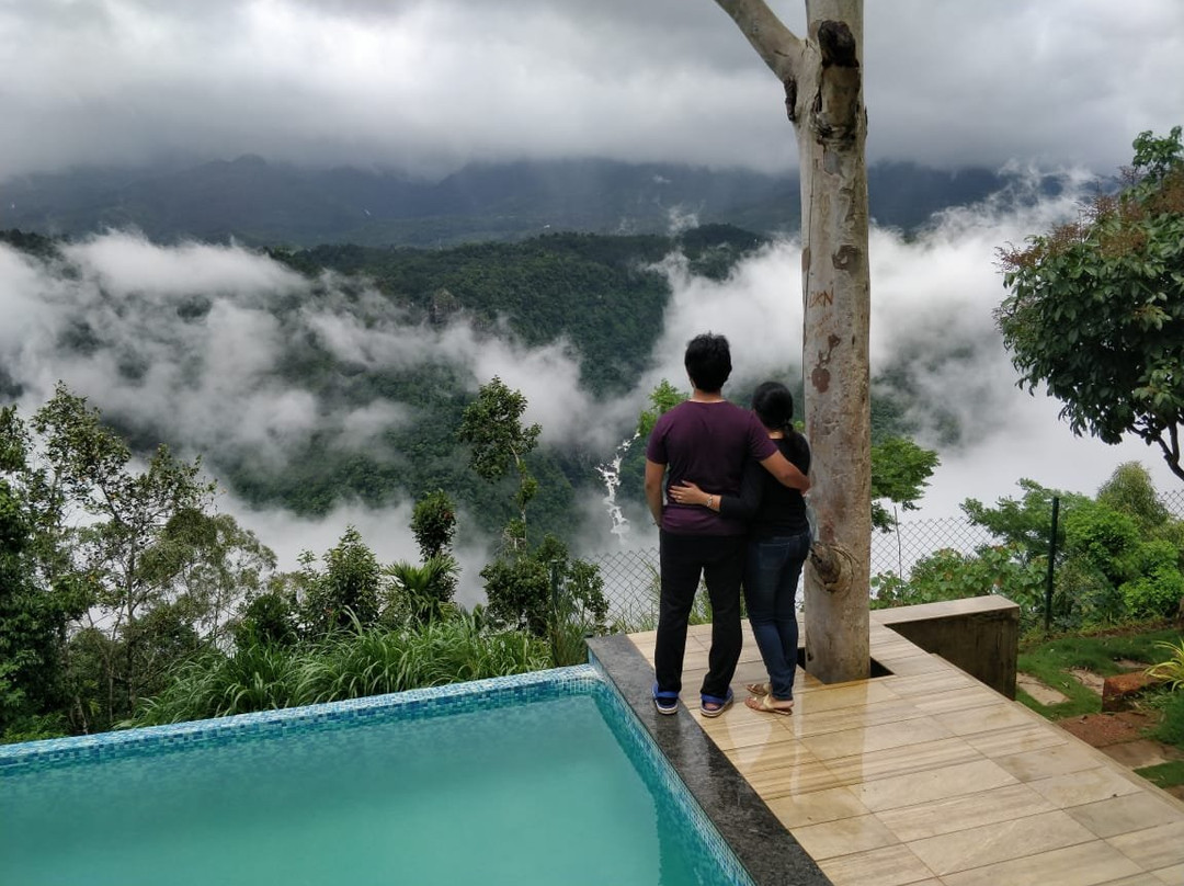 Land’s End Resort & Spa主图