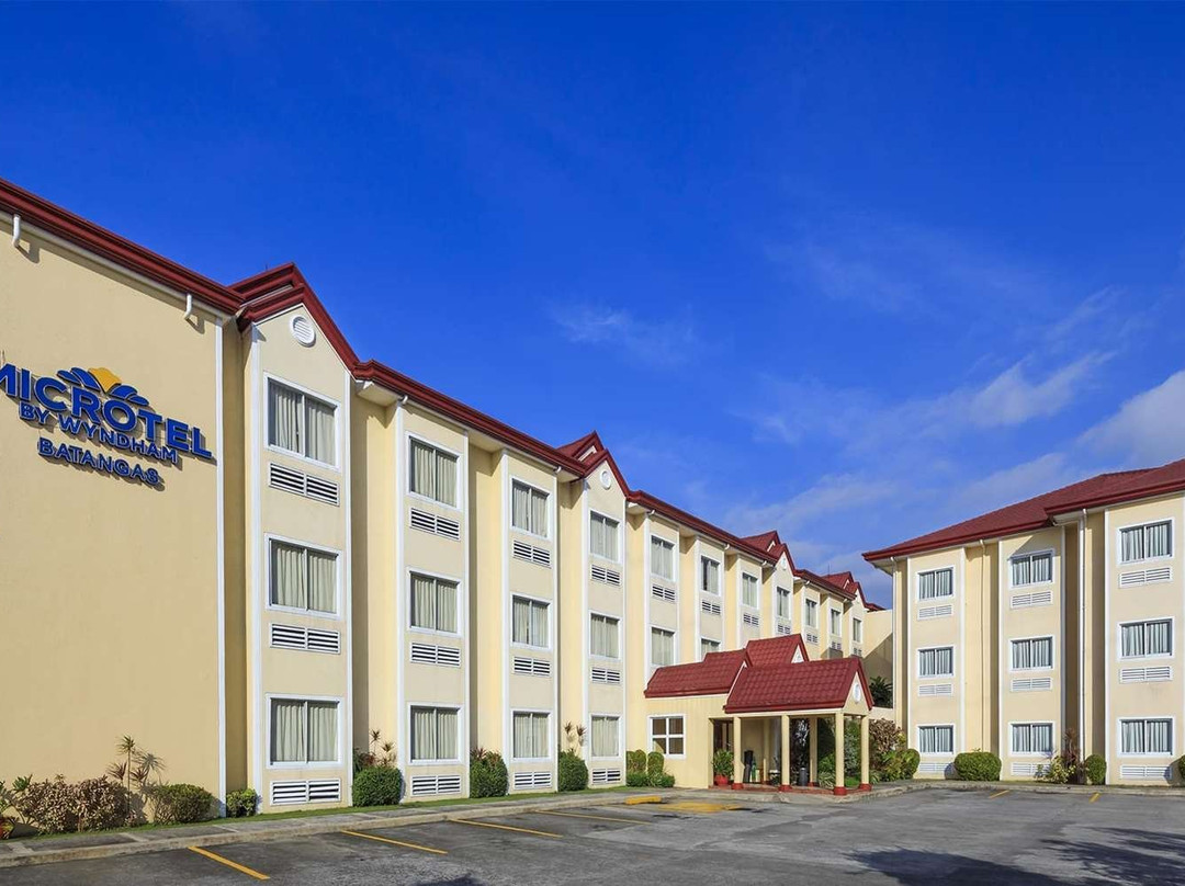 麦克罗特客栈&套房主图