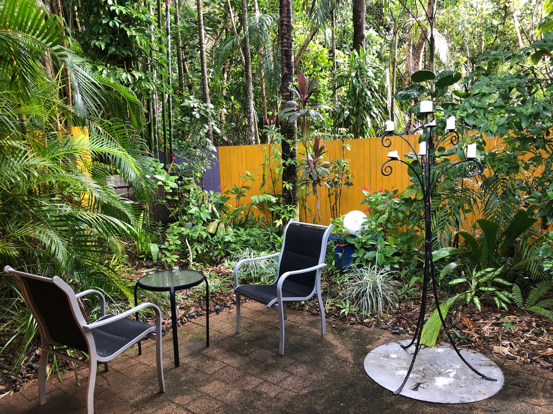 粉红火烈鸟度假酒店主图