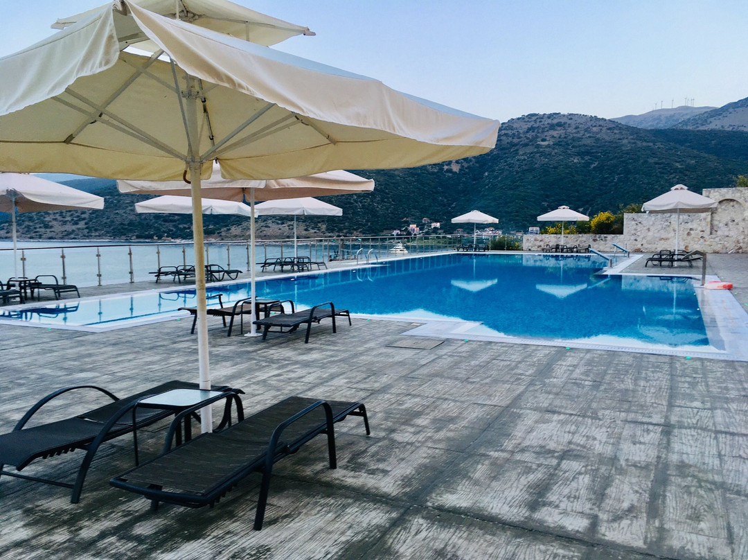 凯法利尼亚湾宫酒店主图