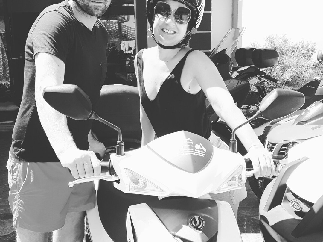 Happy Mood Rent a Motorbike景点图片