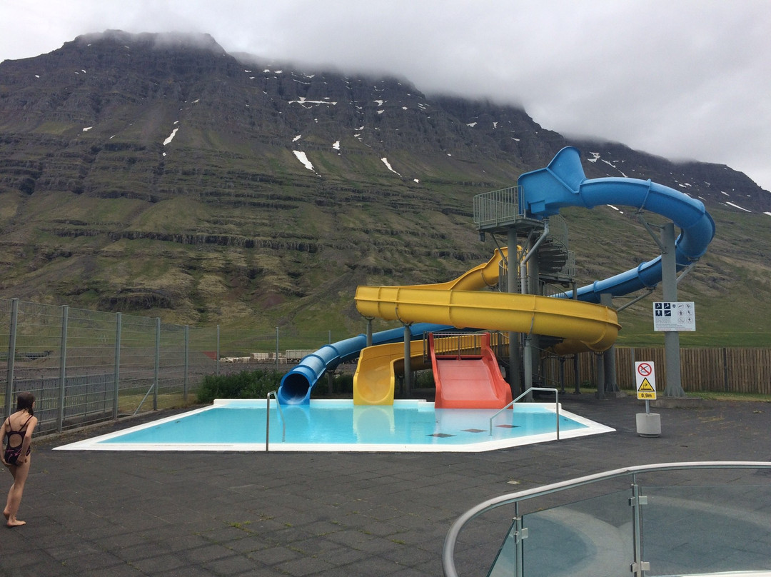 Eskifjörður Swimming Pool景点图片