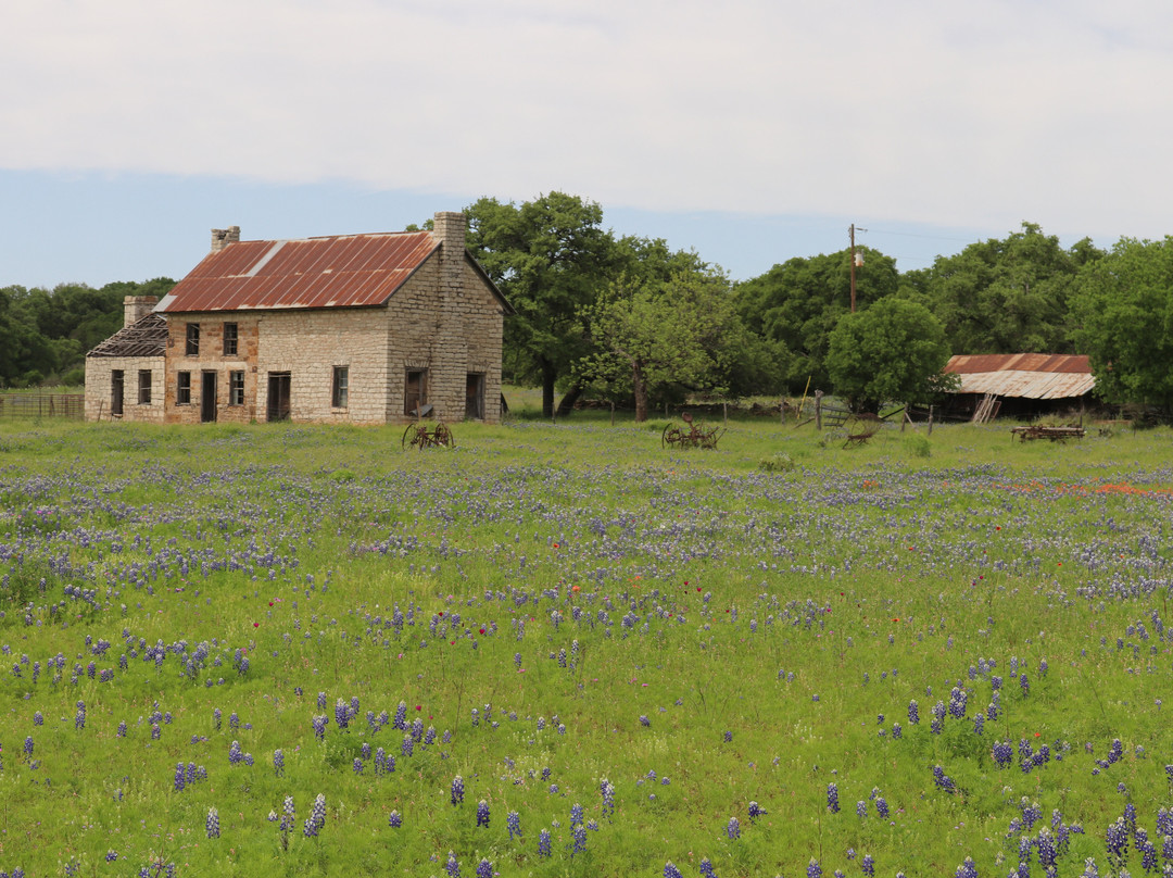 The Bluebonnet House-Burnet必去景点