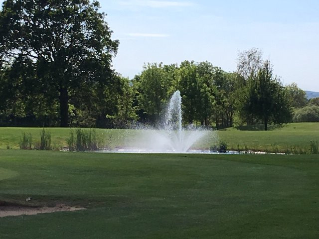 Mendip Spring Golf & Country Club主图