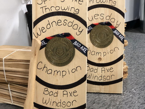 Bad Axe Throwing Windsor-温莎堡必去景点