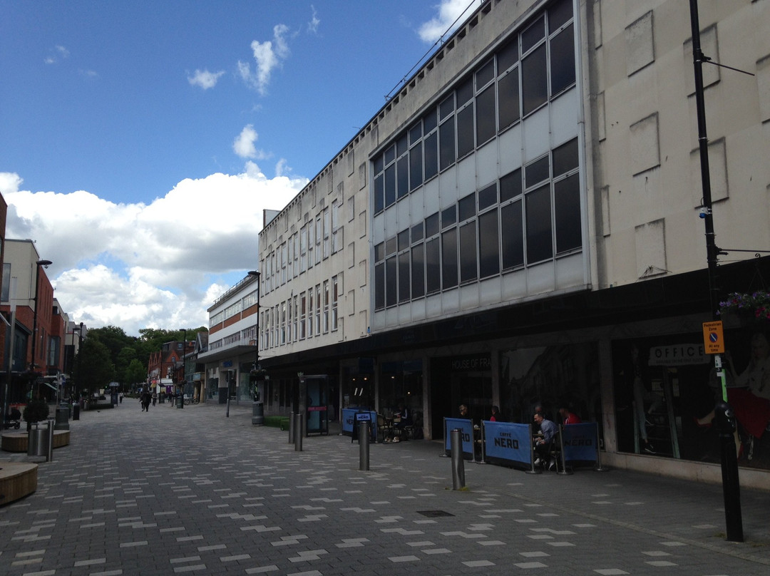 The Mall Camberley景点图片