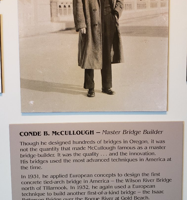 McCullough Memorial Bridge-库斯贝必去景点