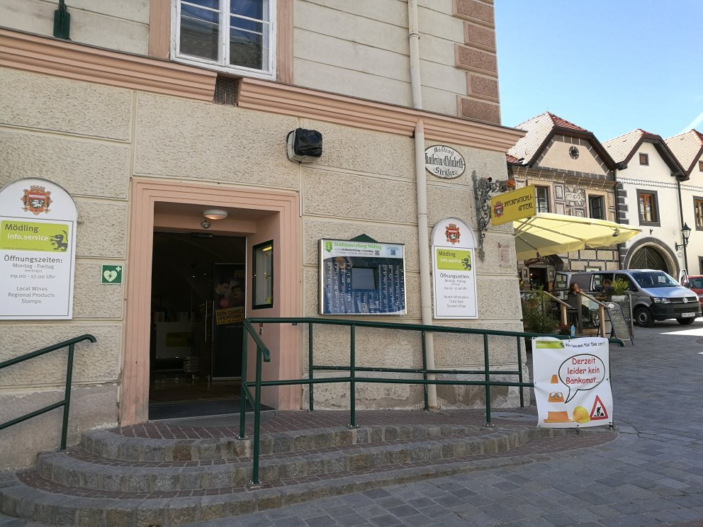 Tourismusinformation - Moedling-默德林必去景点