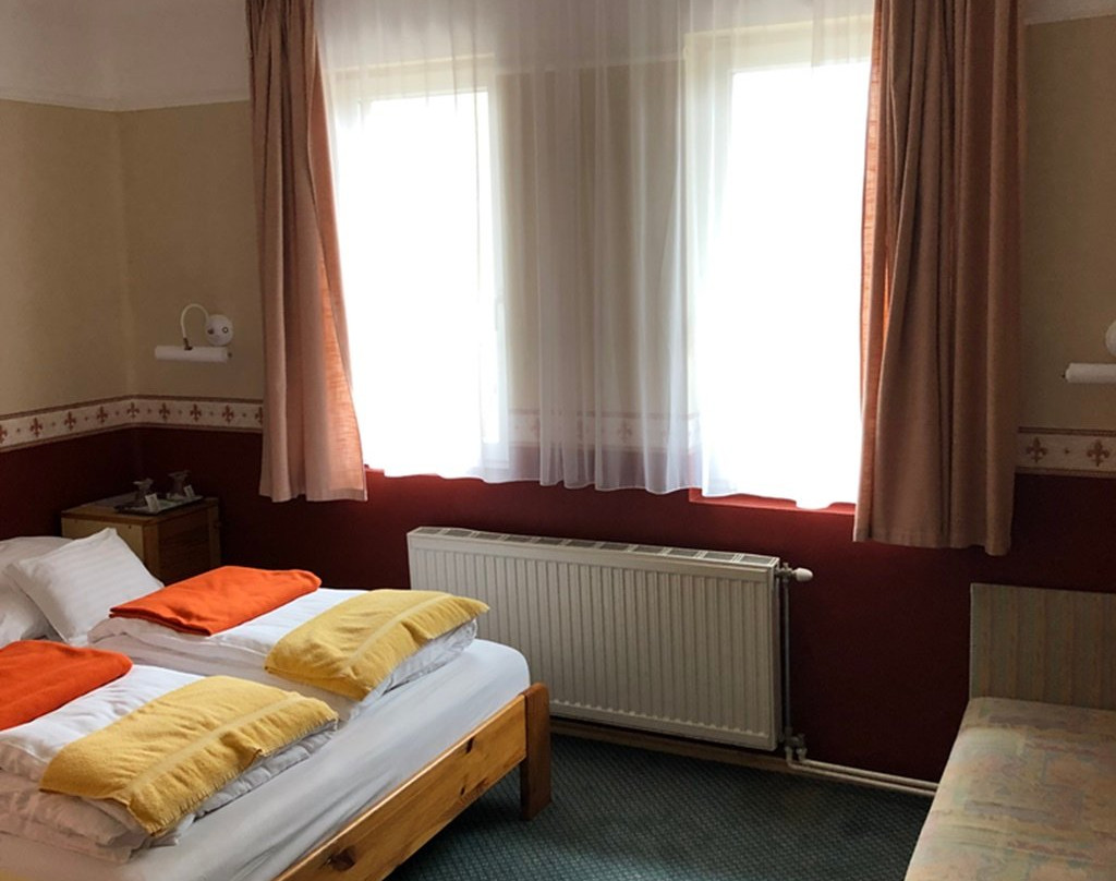 Hotel Flora主图