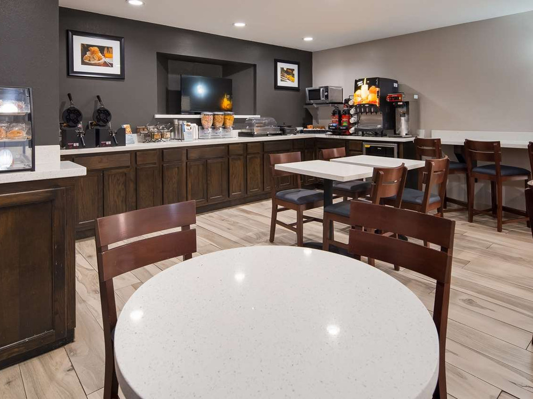 Best Western Executive Inn主图