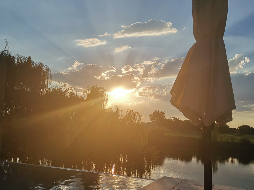 Rus & Vrede on Vaal主图