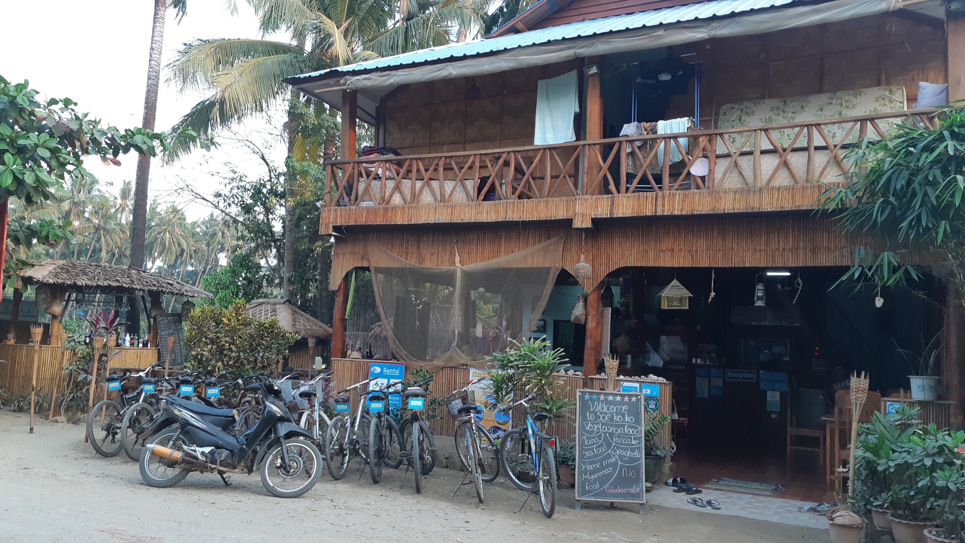 Soe KoKo Beach House & Restaurant-餐饮