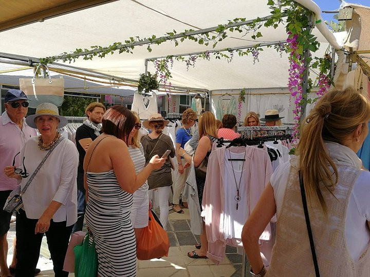 Centro Plaza-马贝拉必去景点